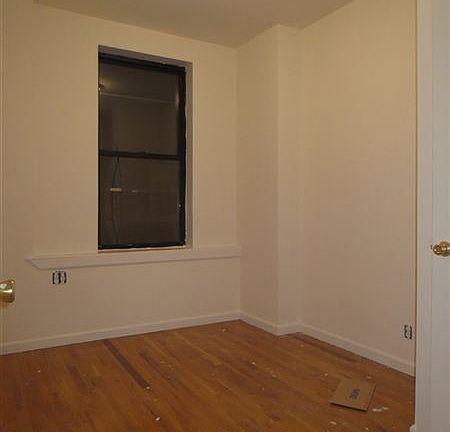3rd image of 15 Central Park N APT 31