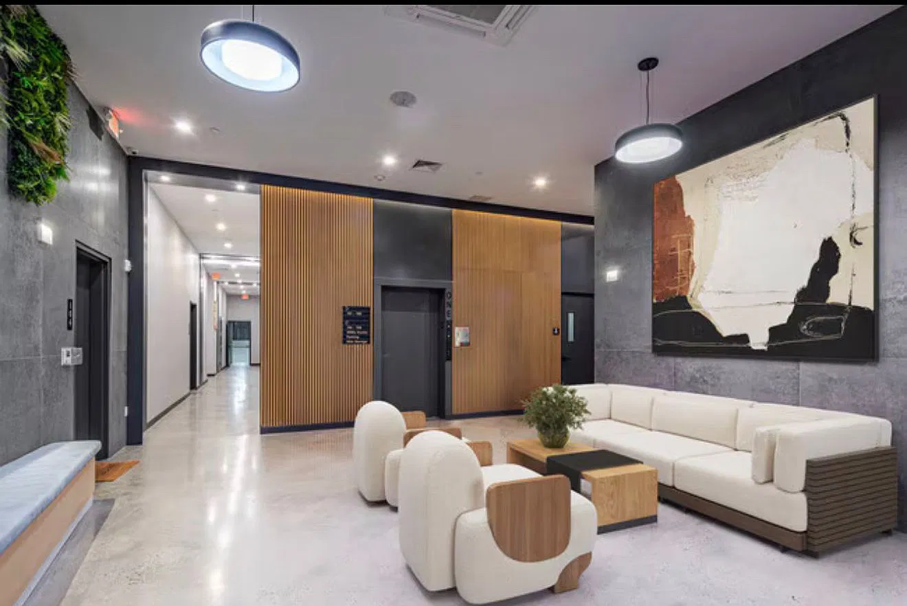 1 bed, $2,600 — Photo 1