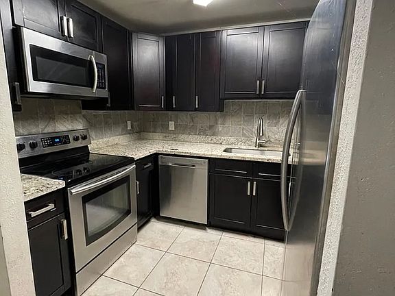 3rd image of 2017 NW 46th Ave APT 302