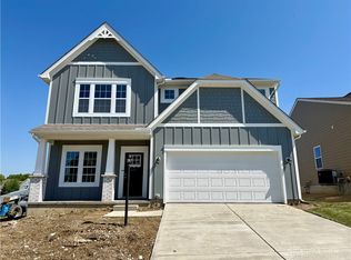 130 Magnolia Ln, Springboro, OH 45066