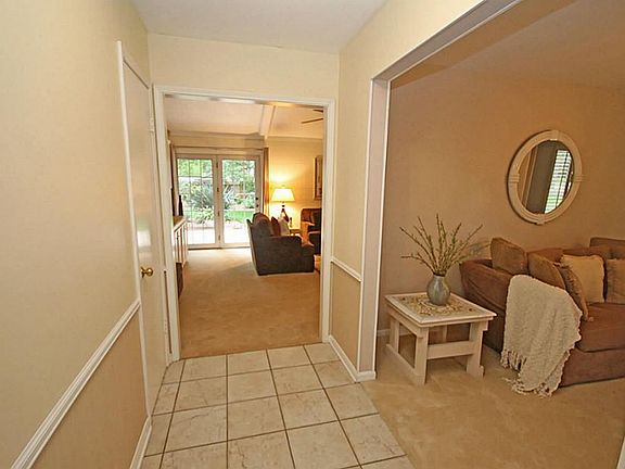 2nd image of 1014 Calderwood Dr
