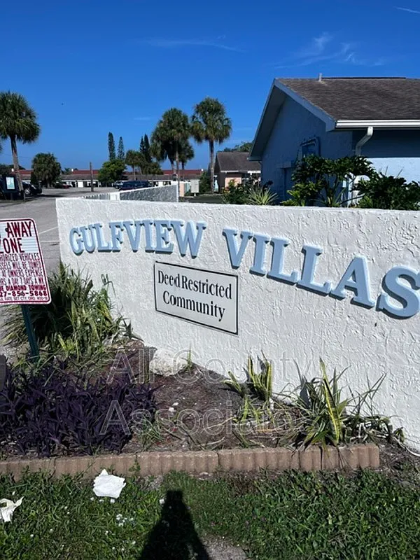 2 bed, 1.0 bath, 975 sqft, $1,550 — Photo 3