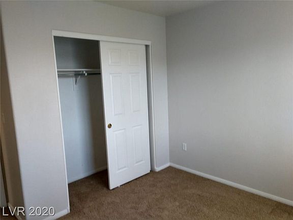 3rd image of 9118 Honey Maple Ave