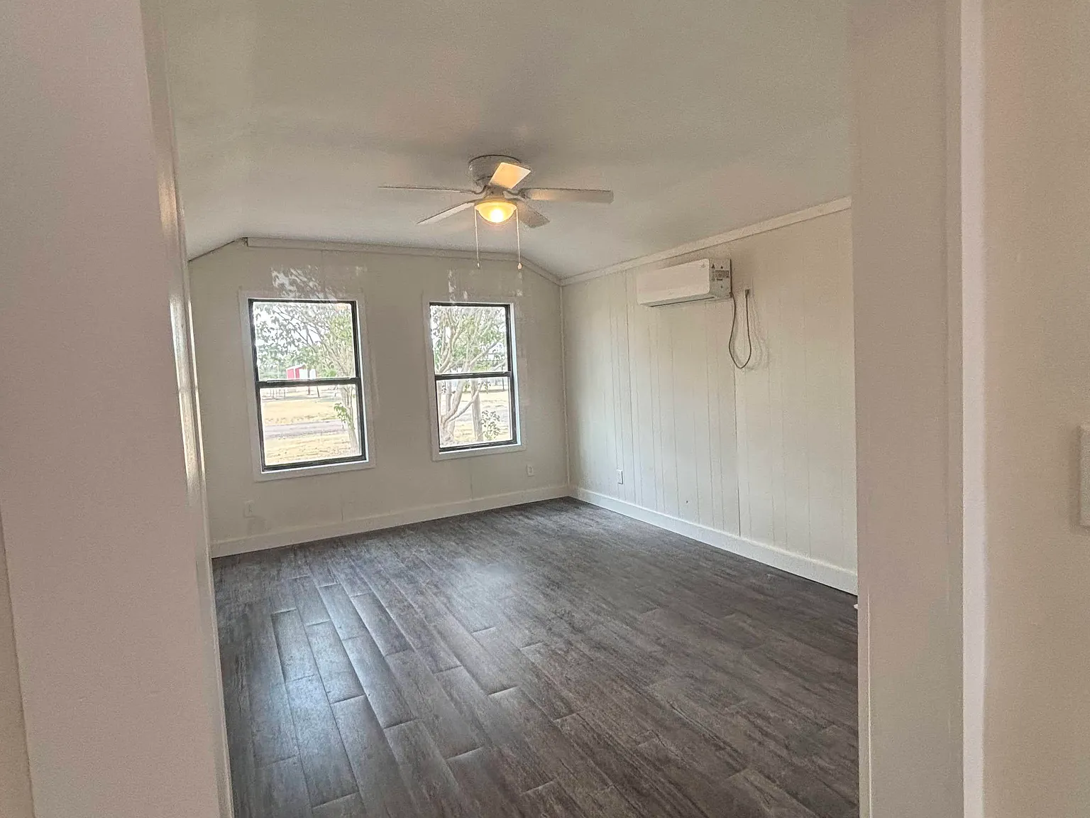 2 bed, 904 sqft, $850 — Photo 3