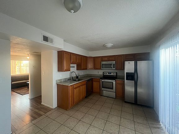 2nd image of 1750 E Mateo Cir APT 105