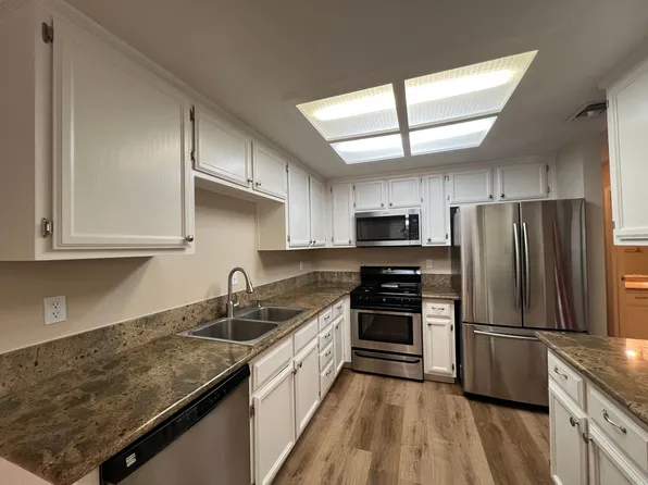 3580 Laird St, Loomis, CA 95650