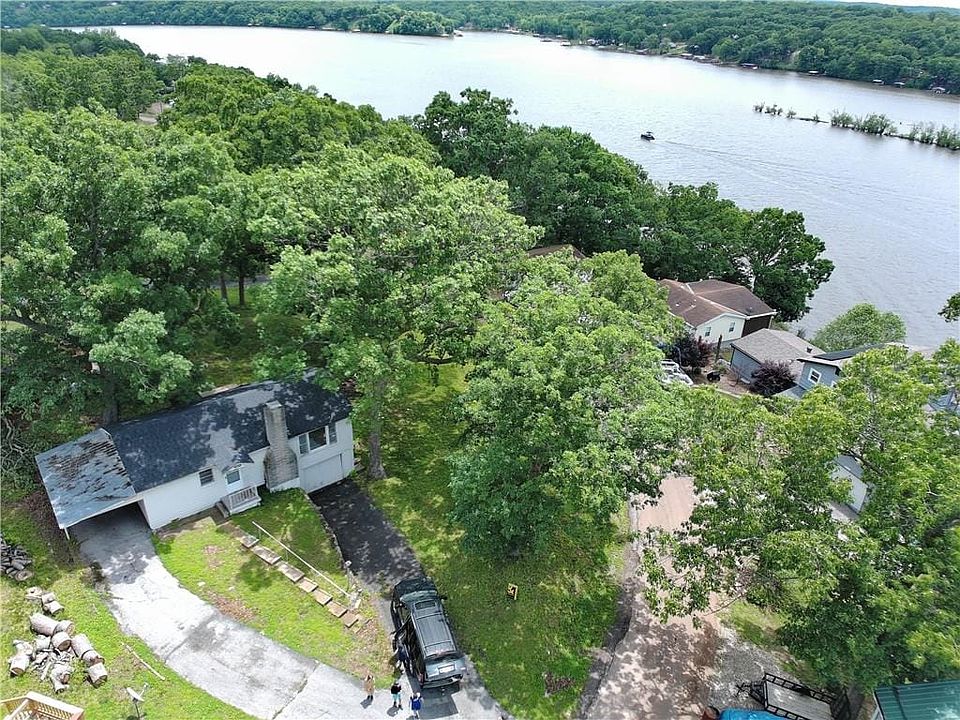 1st image of 26279 Waterview Dr