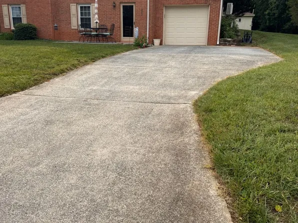 113 Prescott Pl, Madison Heights, VA 24572