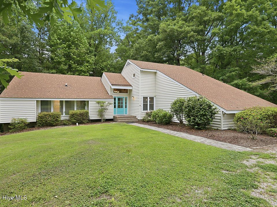 1st image of 424 Camelia Drive
