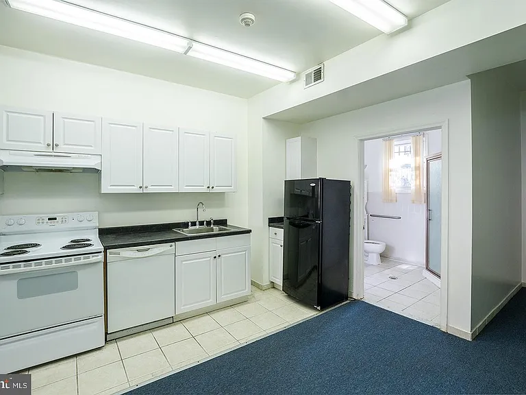1222 South St #1 — Photo 5