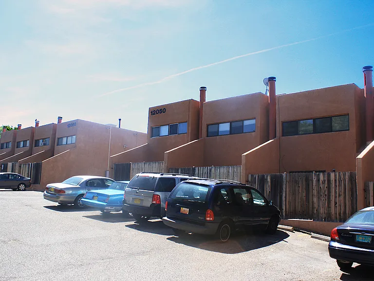 Charming Townhomes Near the Sandias — Photo 9