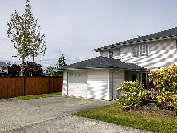 2nd image of 2553 Kingcome Pl #1