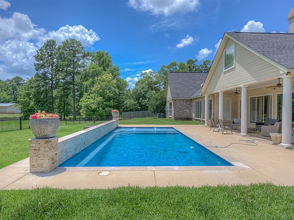 3rd image of 6536 Lolette Ln