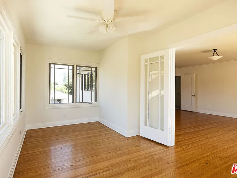 824 Brent Ave — Photo 11