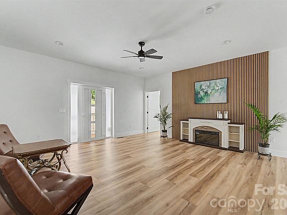 2nd image of 88 Foxwood Dr
