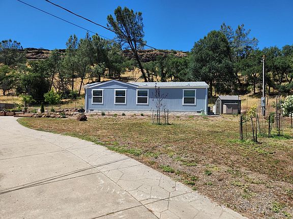3rd image of 1141 Honey Run Rd