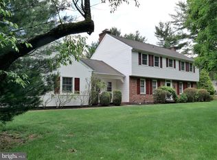 81 Valley Green Dr, Doylestown, PA 18901