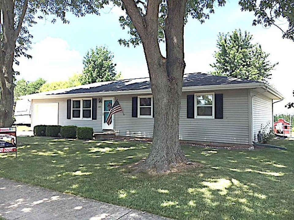 1st image of 805 Eastgate Dr
