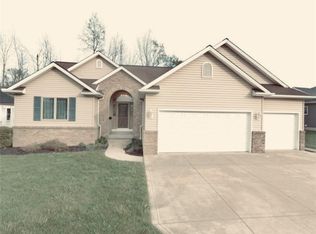 14703 Steeplechase Dr, Middlefield, OH