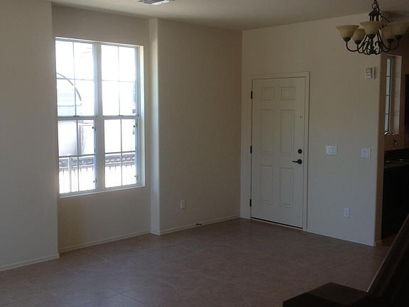 4th image of 4716 E Red Oak Ln
