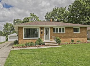 10940 Glamer Dr, Parma, OH