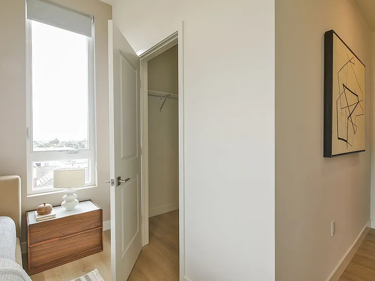 APT 123 CHAPEL AVE — Photo 37