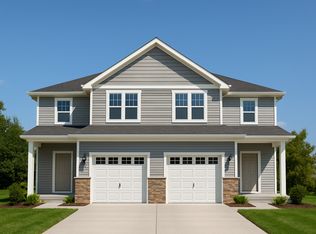 330 Cattail Ct #B, Genoa City, WI 53128