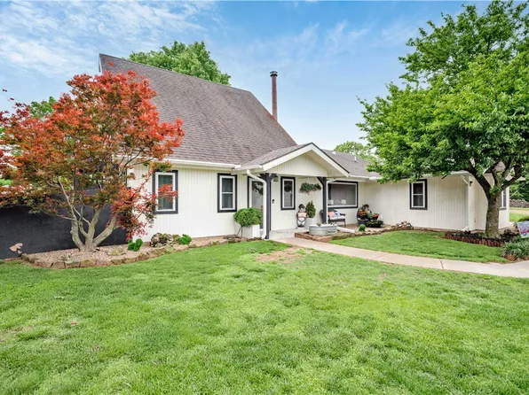 1824 N Pershing St, Fayetteville, AR 72704