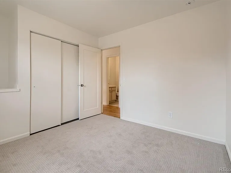 375 S Krameria St — Photo 15