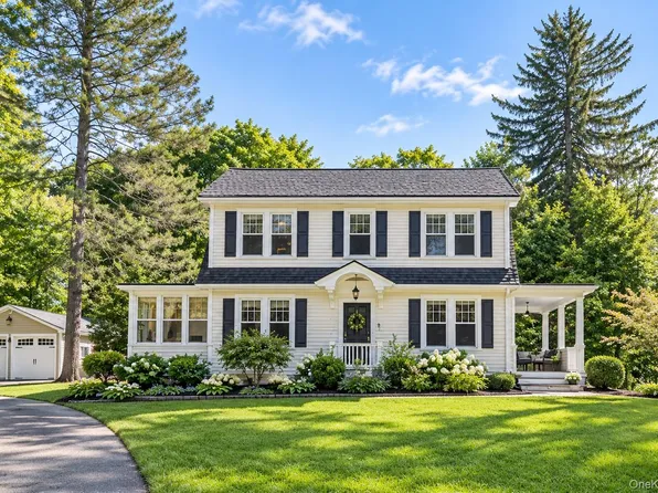 145 Drake Road, Pleasant Valley, NY 12569