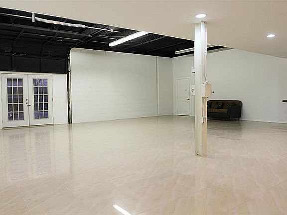Another view gives a more detailed view of the amazing flooring.
