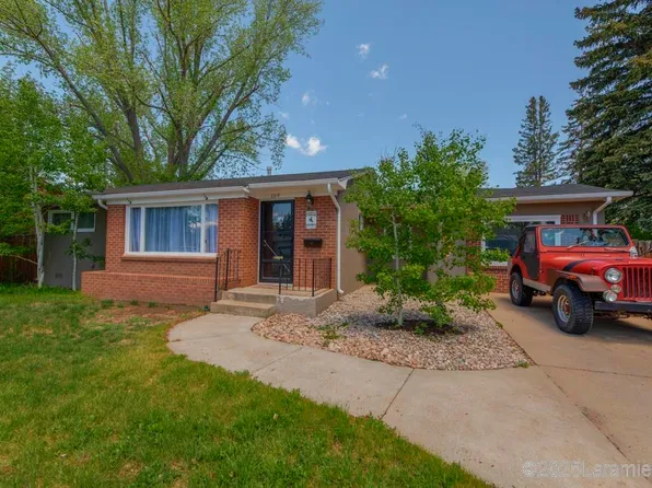 2215 Sheridan St, Laramie, WY 82070