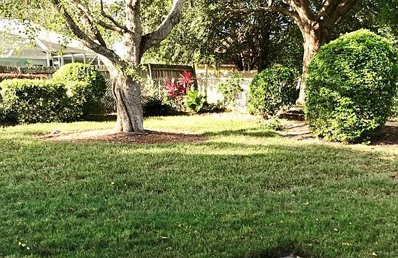 4th image of 2626 Gables Dr