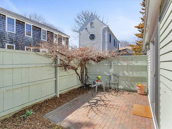 4th image of 3 Atkinson St #3