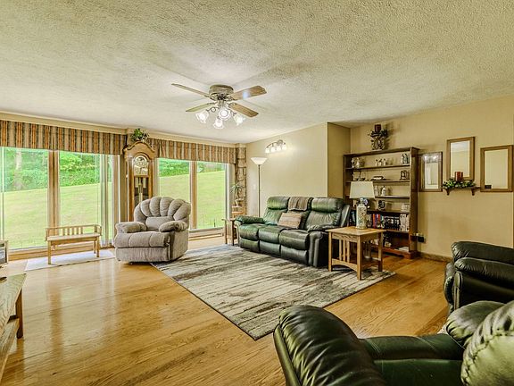 4th image of 108 Roanwood Rd