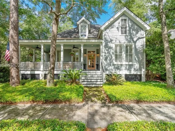 11 Hayek St, Beaufort, SC 29907