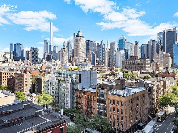 4th image of 500 W 43rd St APT 11F