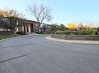 7320 York Ave S APT 207, Edina, MN 55435