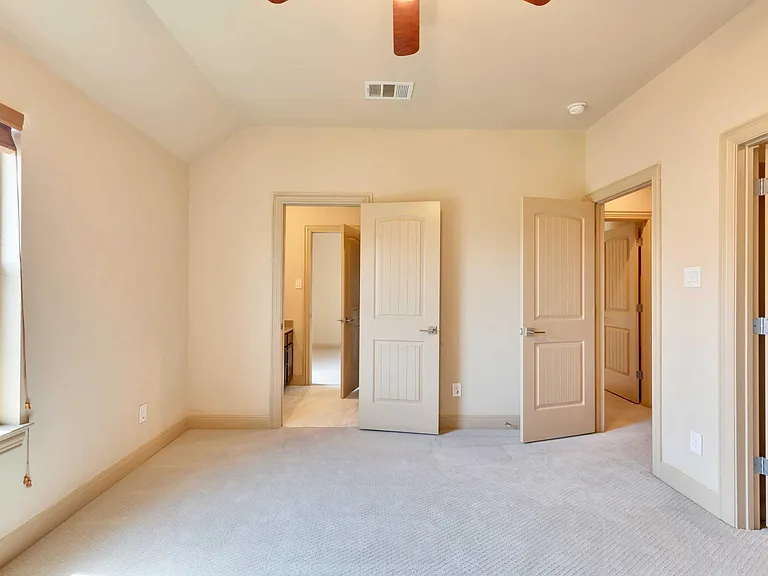 2500 Speidel Dr — Photo 53