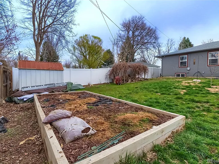 4757 S Jason St — Photo 31