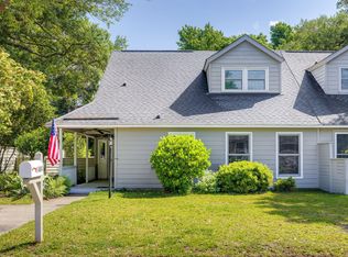 1484 Kinloch Ln, Mount Pleasant, SC 29464