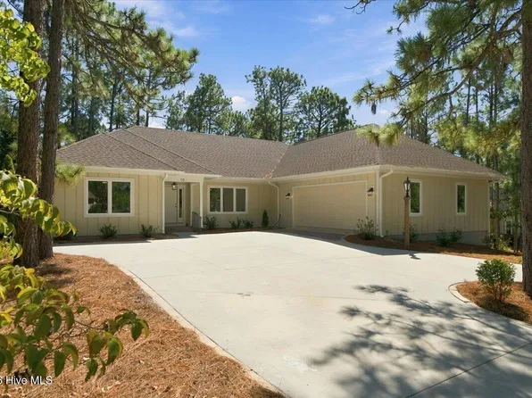 10 Catalpa Lane N, Pinehurst, NC 28374