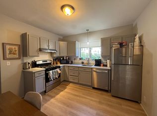68 Eustis St, Cambridge, MA 02140