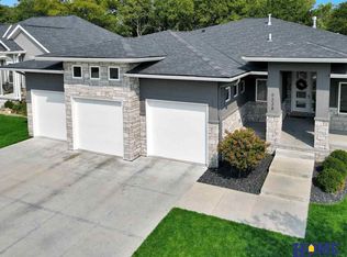 9338 Northern Sky Rd, Lincoln, NE 68505