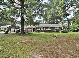 811 Williamsburg Dr, Amory, MS 38821