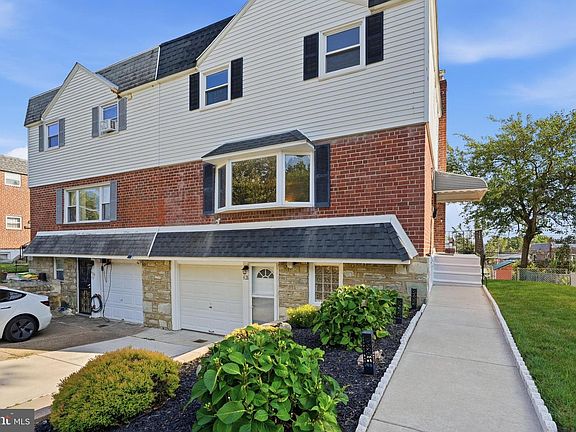 3rd image of 626 Artwood Dr