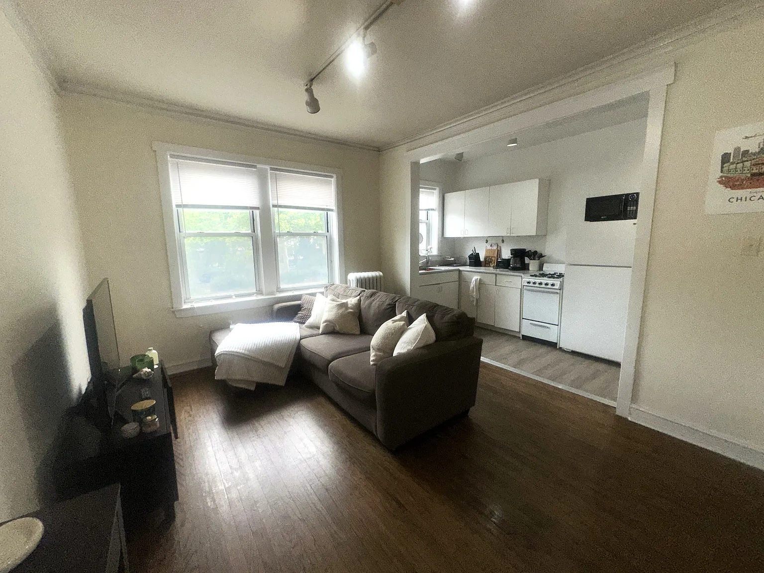 1 bed, 600 sqft, $1,585 — Photo 4