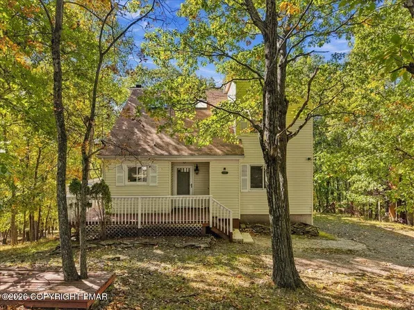 177 Summerton Cir, East Stroudsburg, PA 18301