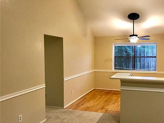 5th image of 3621 Dorchester Dr