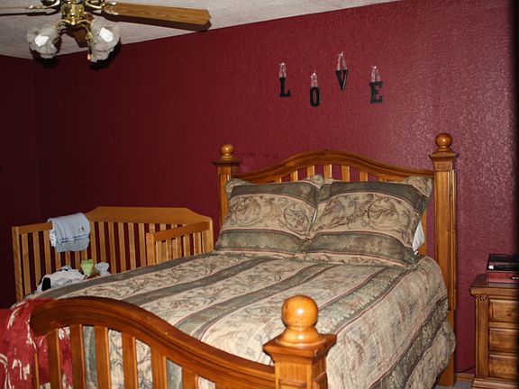 5th image of 304 SW 148th St